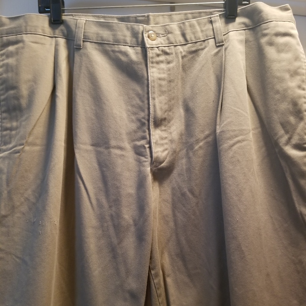 Khaki pants